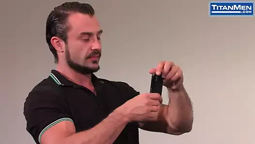 Bearded cowbow baba gets onun şişman horoz emdi