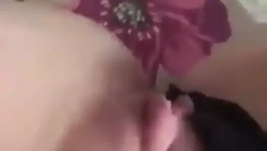 atesli hatun amini oksuyor