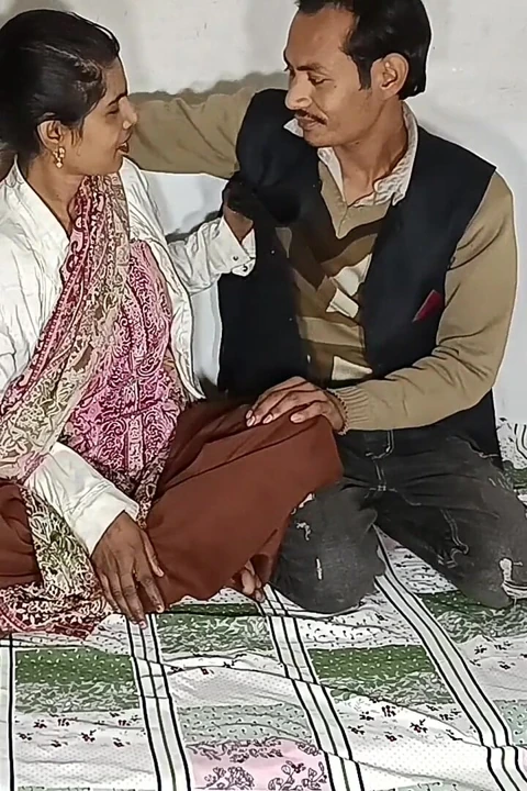 Amatör evli kadın sert sikiliyor ateşli Hintli orta yaşlı seksi kadın