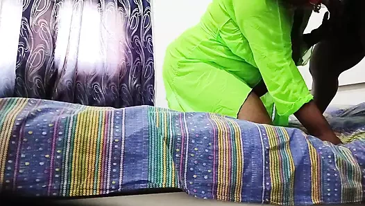 İri güzel ev hanımı büyük zenci alamıyor 1