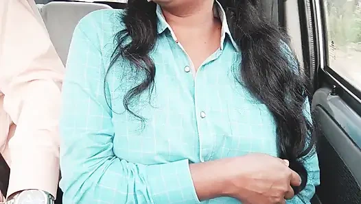 Üvey baba arabada seks Telugu edepsizce konuşuyor