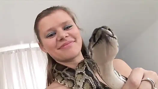 Kıllı amcık ve göt için büyük yarak