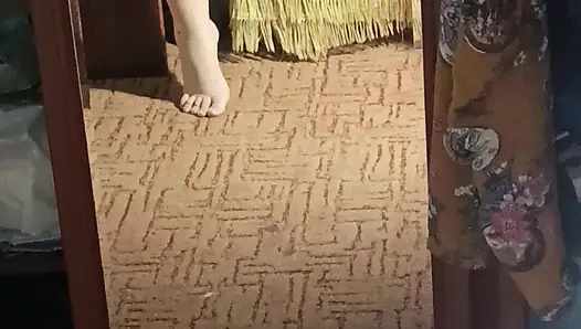 Bakış açısı sıkı amcık ve dildo, ev yapımı mastürbasyon