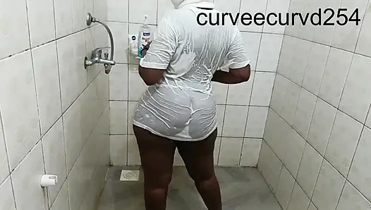 Islak Twerk Yaptık Ve Emildik Ve Sikildik: Banyoda Romantizm