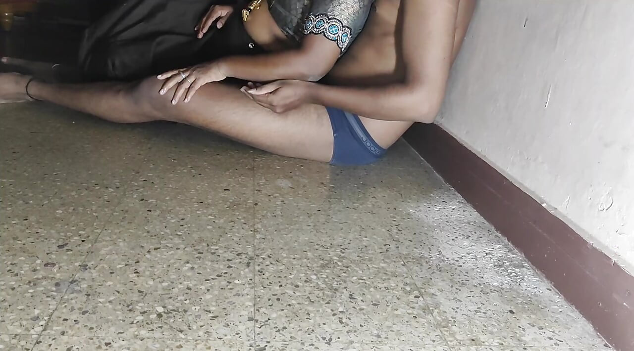 Chithi ve üvey oğlu