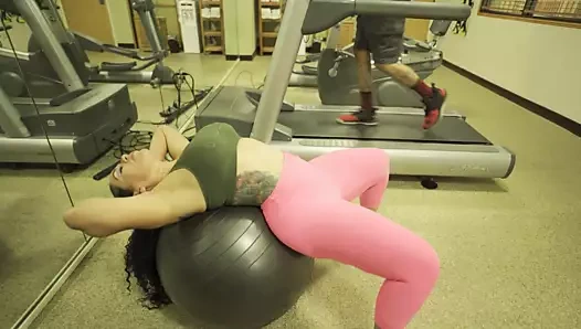 Spor salonu hayranımla eğlence