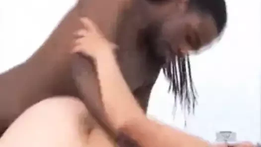 Latina anneanne becerdin tarafından bbc