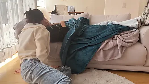 Eşim romantik lezbiyen seksin nasıl yapılacağını hatırlıyor