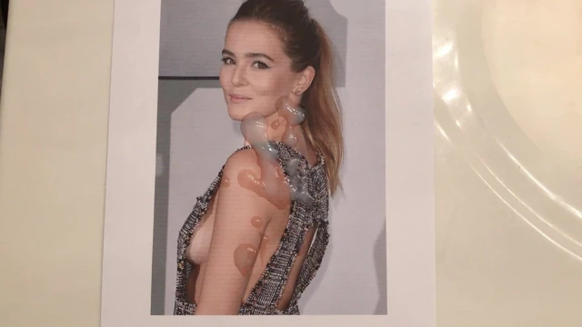 Zoey Deutch Tribute 1