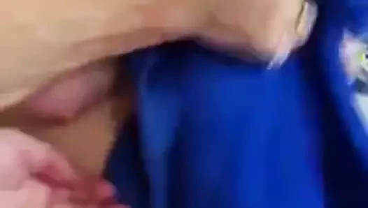 büyükanne banyoda yardım