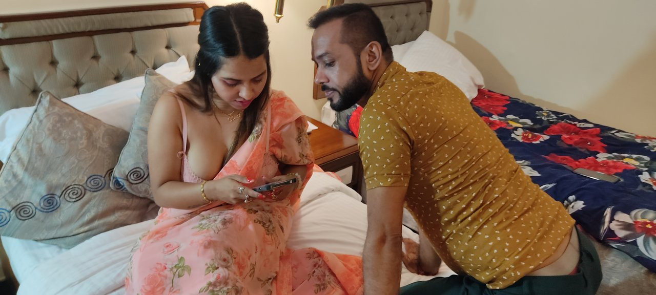 Ek achha balayı. tam film. balayında süper lanet. Hint stra tina ve rahul deshi çift olarak rol aldı.