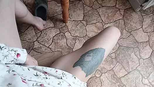 Ailem mastürbasyon yapmak için işteyken okulu asıyorum