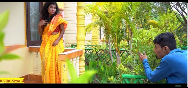 18 yaşındaki köylü evli kadın oda kirası ödüyor! Hintli en iyi evli kadın seks yapıyor