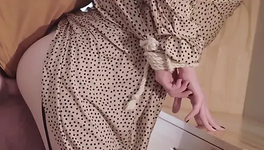 Tutkulu sıkı amcık yakın çekim seks ve amcık yalama orgazmı