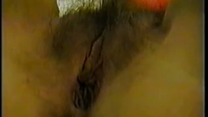 Eski sevgilim Juliaana'nın kıllı amcığı