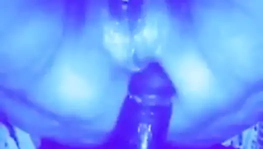 Latina milf rosie baddie onu 10 inç yapay penis üzerinde squirts!!