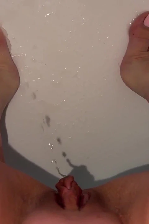 Banyoda işiyor bakış açısı