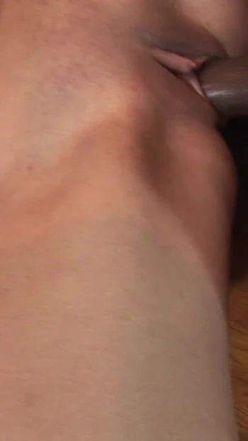 Незабываемый момент из "Мой большой черный отчим 02, шаловливое американское порно, сцена 3"