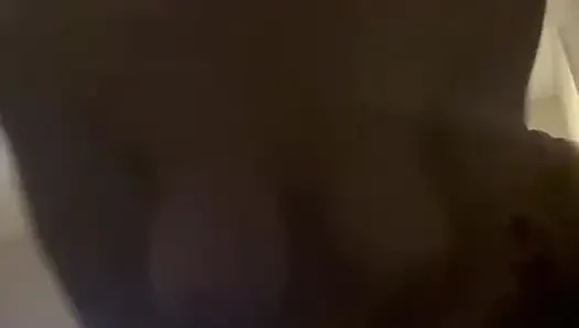Aman tanrım! Gerçekten bir yarağa ihtiyacım var.