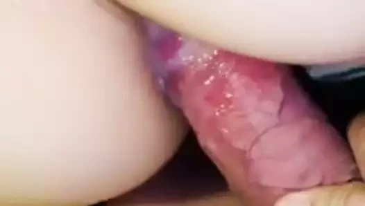 Kızımın sıkı göt deliğine fışkırtma
