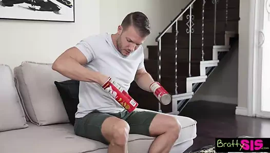 Stepsis alex kane diyor ki, sikini kutuya koyacaksın ve bana bir tane vereceksin, ben de sikine dokunayım!