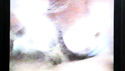 Büyükanne mavi gözleri tekrar vurur