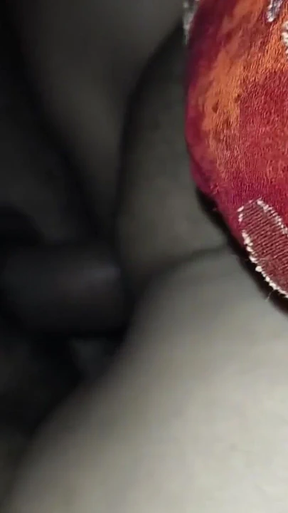 Tam yakın çekim amcık sikiş videosu | Klip 1