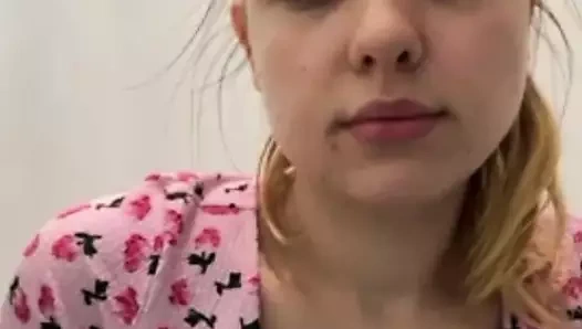 Fingering in the public close up