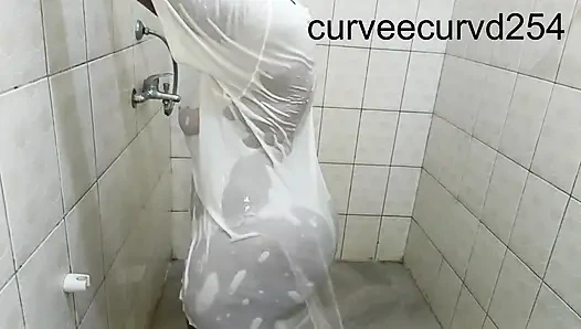 We Got Wet Twerked Sucked and Fucked: Bathroom Romance