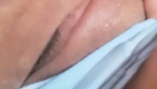 Arkadaşım erkek arkadaşını benimle paylaşıyor ve jakuzide sert seks yapıyoruz, bölüm 1