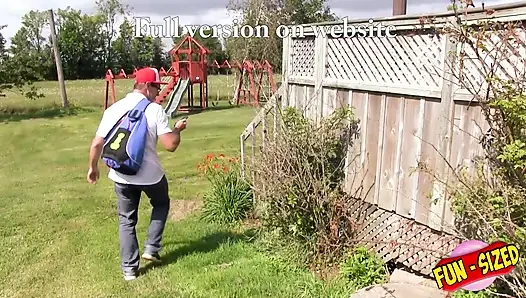 Funsize gençler - pokemon olarak minyon bir kostümlü açık havada sikiliyor