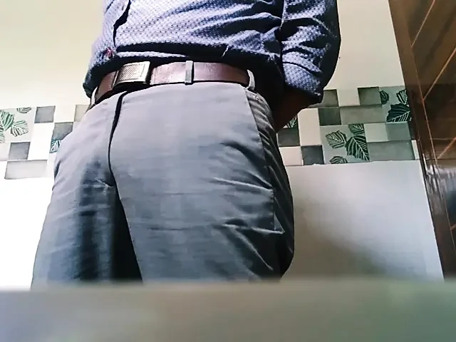 Hintli yaşlı adam mastrubation