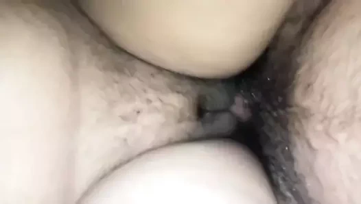 Güneşli kahrolası ev hanımı