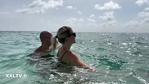 Miami'de lezbiyen baştan çıkarma