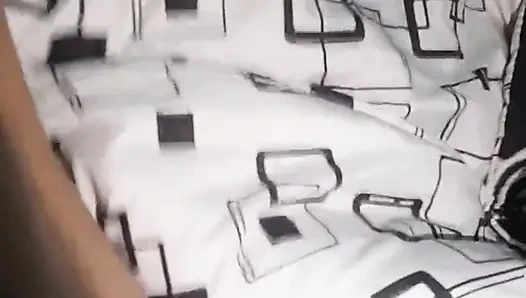 Mavi bikinili kızla sikişiyor
