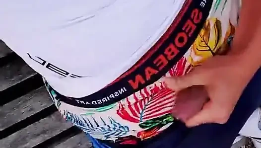 Sürtükboyben cam4 beyni sikiliyor teşhirci