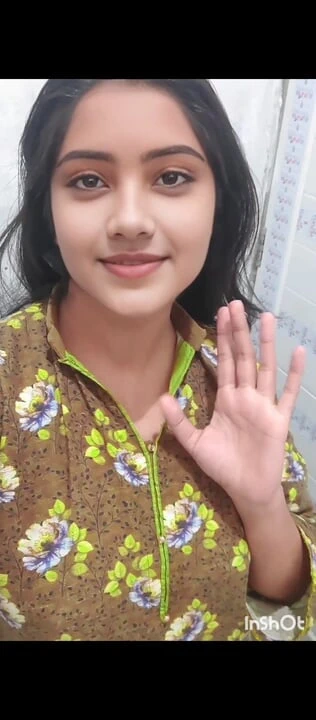 Sadece ben, bu gece kural yok yalnız azdırıcı ateşli seksi göğüslerini ve amcığını gösteriyor