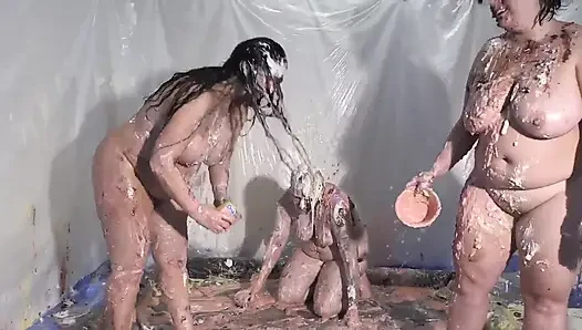 Sarah Jane, Devon Breeze ve Raegan James yemek kavgası