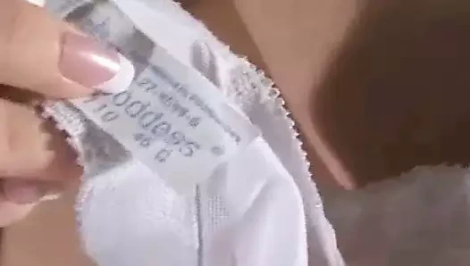 Güzel bir tanrıça 110 sutyen