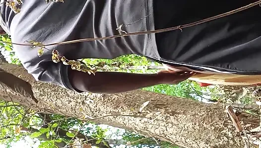 Bugün yine üvey erkek kardeşim beni sikiyor