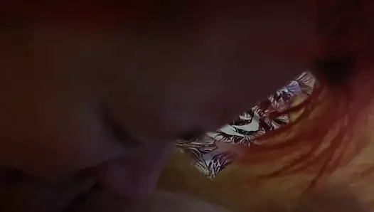 kırmızı ile büyük dudaklar emme benim horoz