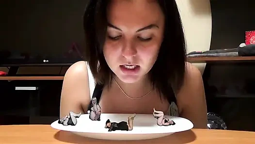 4 kız yiyeceğim! Aman tanrım, nefis!