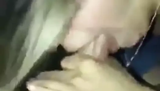 Kirli pis kız veren bir harika oral seks