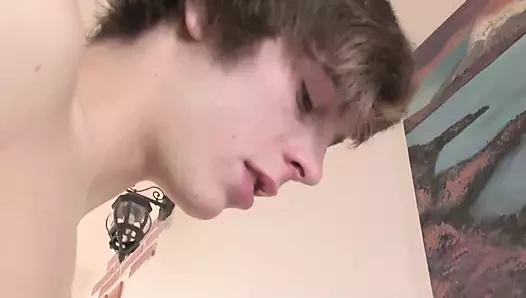 Çok azgın seksi eşcinsel çiftle ateşli sikiş