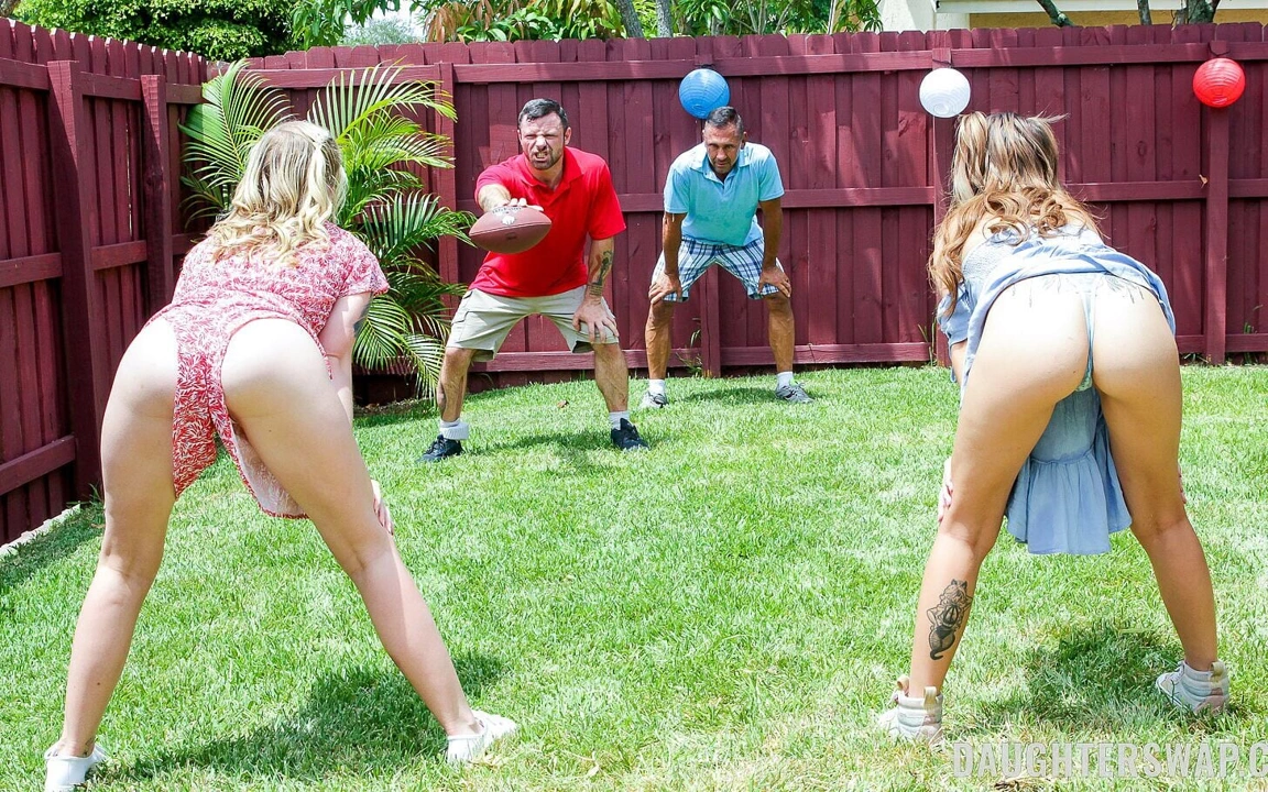 Üvey babanızı seviyorum: Krissy ve Macy üvey babalarının iyi küçük sürtükleri