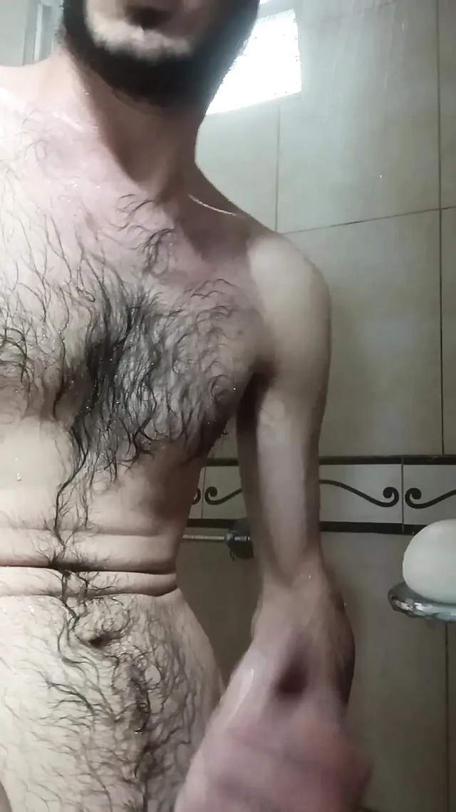 Duşta Bir Öğleden Sonra