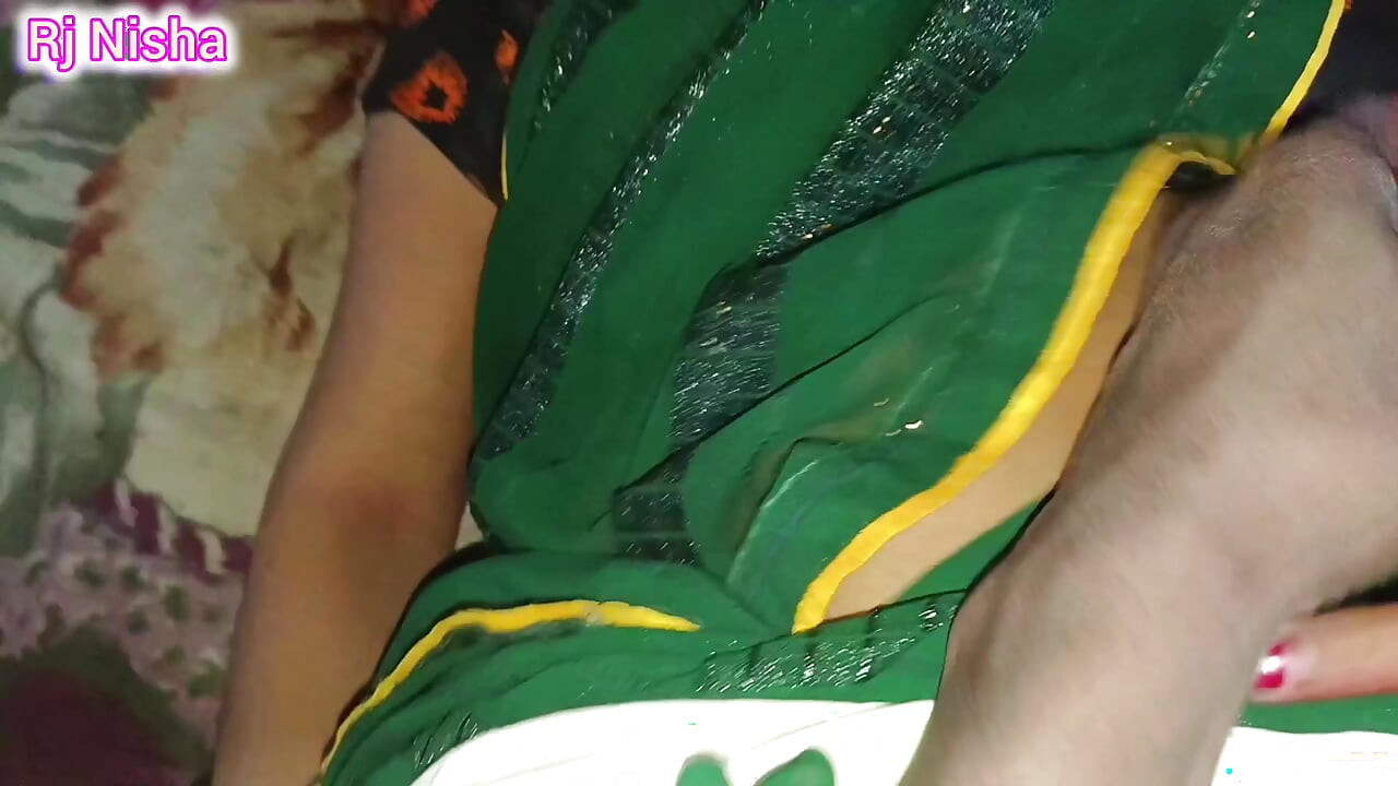 Hintli kız rj nisha romantizmi ve üvey erkek kardeşiyle seksi