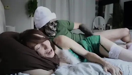 Üvey kız maskeli üvey babasıyla seks yapıyor bölüm 1 - bu erkek arkadaşım değildi