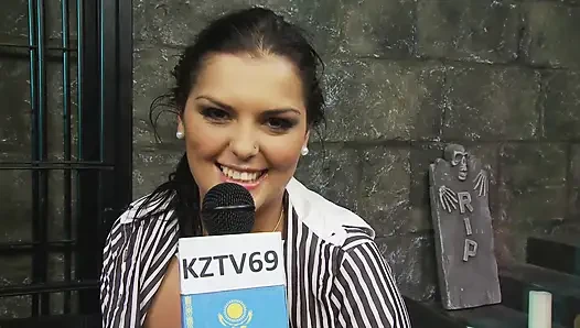 Jasmine Black ve Valery Summer harika üçlü seks yapıyor