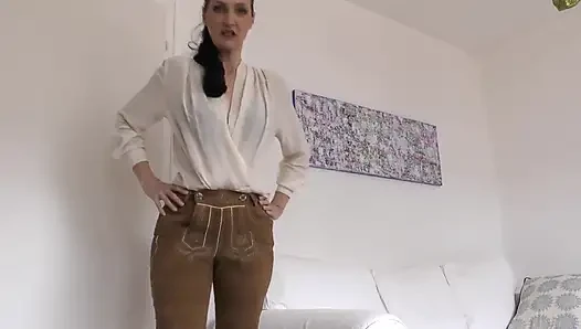 Bavyera lederhosen: göt koklayıcım ve dölüm ol, Lady Victoria Valente